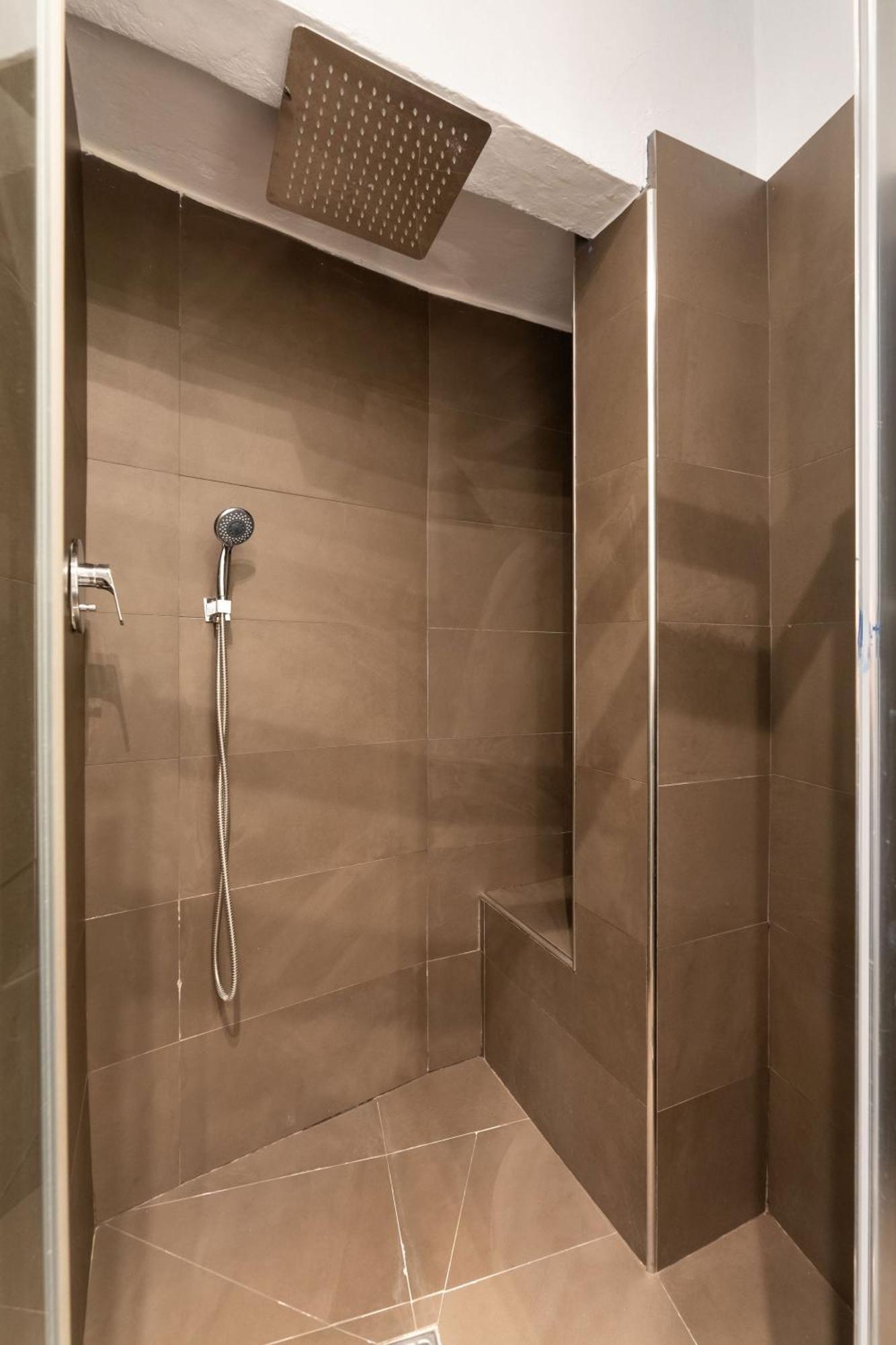 Tb-One Bedroom Luxury Apartment In The Fashion District フィレンツェ エクステリア 写真