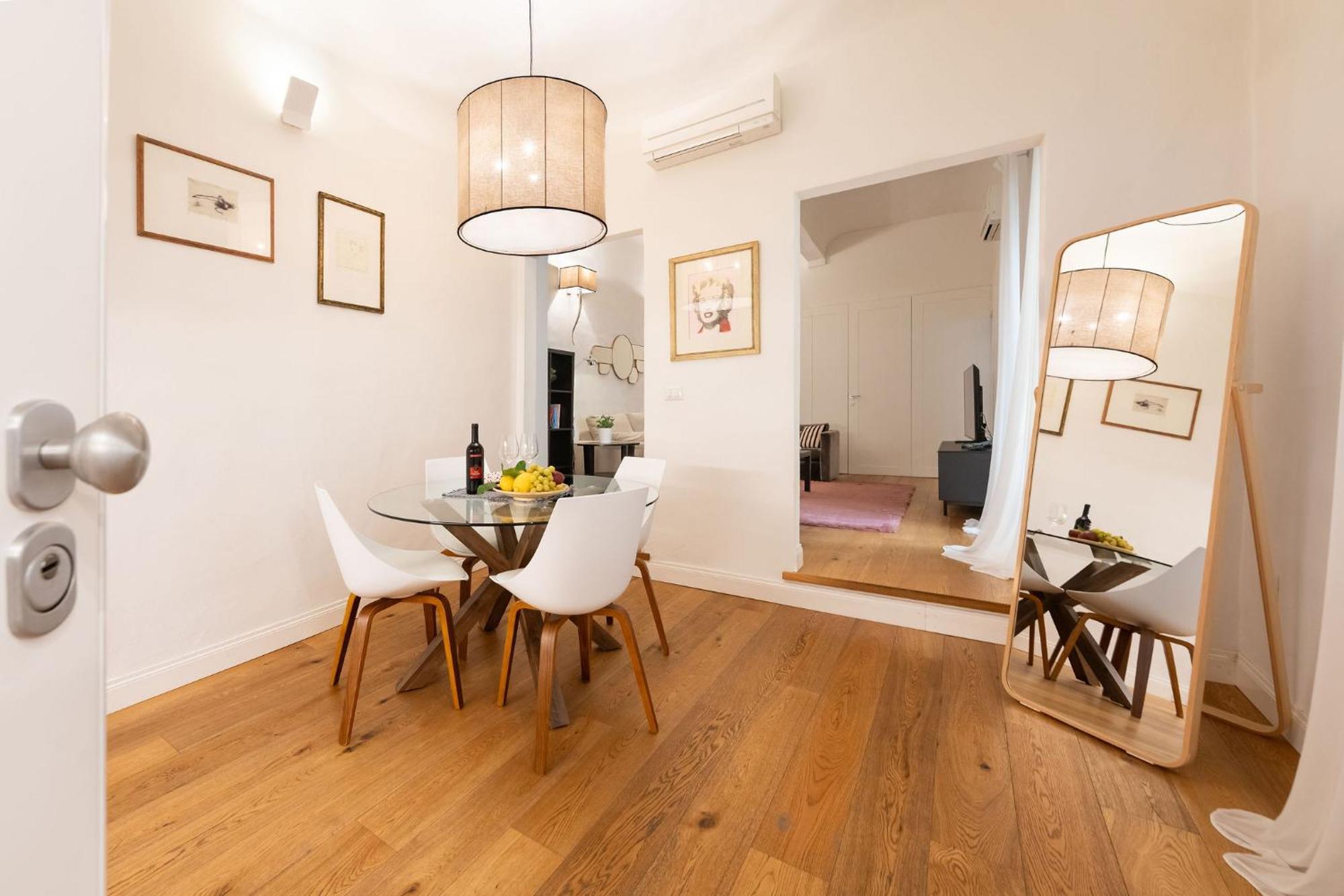 Tb-One Bedroom Luxury Apartment In The Fashion District フィレンツェ エクステリア 写真